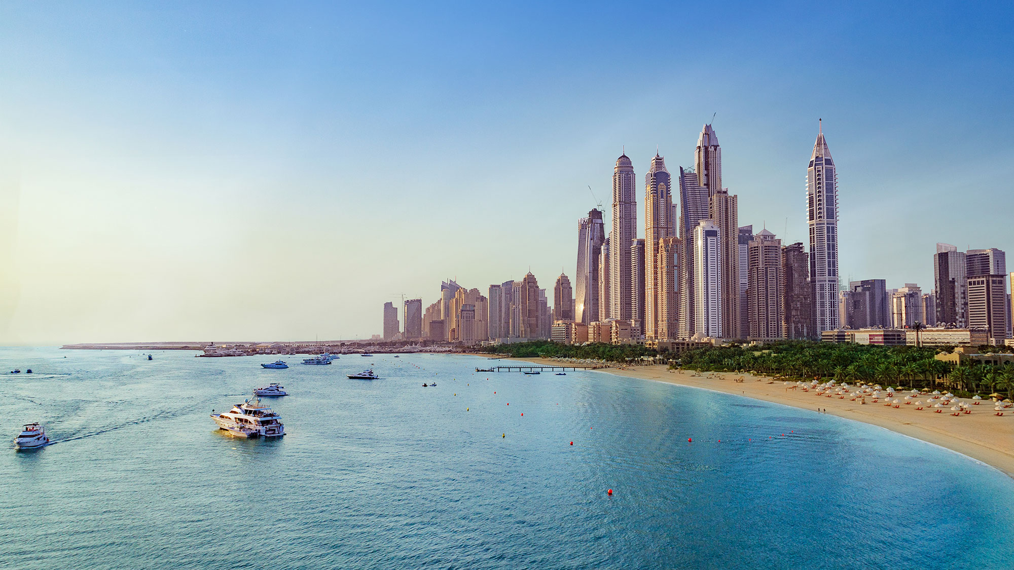 Plage et paysage à Dubai Marina